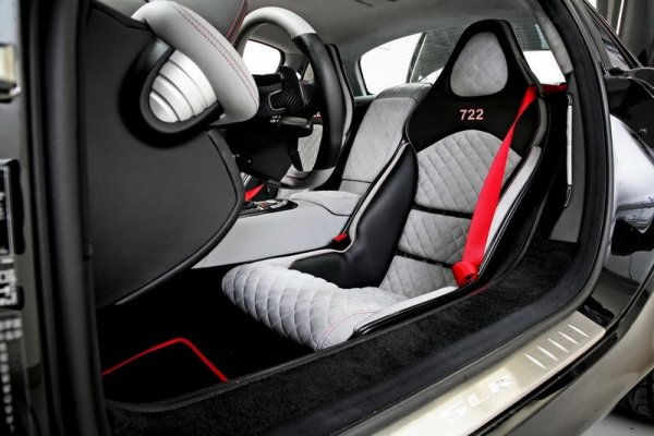 McLaren Mercedes SLR 722