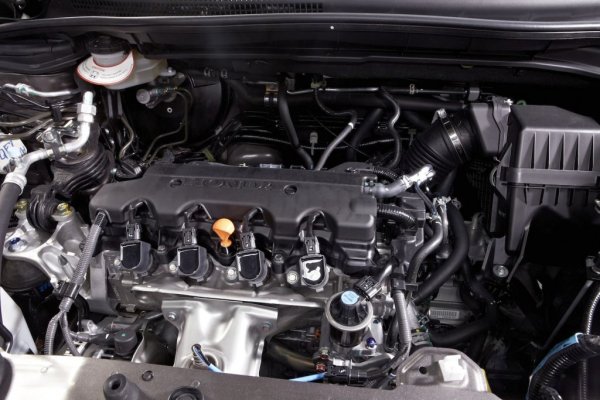 При ранните версии (до 2013) се среща същият проблем като при RAV4 - износване на втулките на кормилната рейка. Но се продават готови ремонтни комплекти, така че не се налага да подменяте цялата рейка. 
Като цяло е устойчива на корозия. Ръжда се среща най-вече под задното стъкло и по праговете, както и на местата, където дребни камъчета надраскват неособено плътната боя. 
