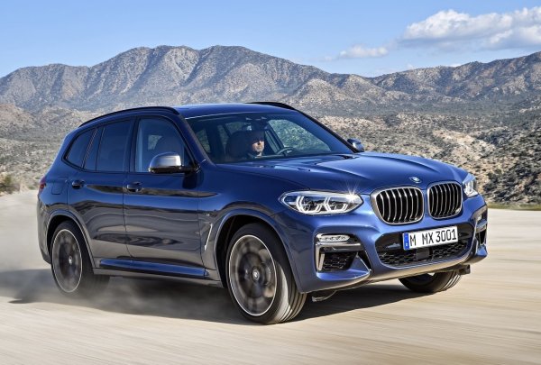 Третото поколение на BMW X3 (G01) добавя мощен вариант X3 M, който е един от най-добрите автомобили на BMW на всички времена. Този SUV разчита на отличния двигател S58 (3,0-литров бензин), намиращ се под капака на съвременните автомобили M2, M3 и M4. Надеждността там досега е отлична, а 510 конски сили е приятно допълнително предимство. Ако можете да си го позволите, X3 M (F97) Е дългосрочен начин да се насладите на X3. При него обаче частите са по-скъпи, както и данъкът.
