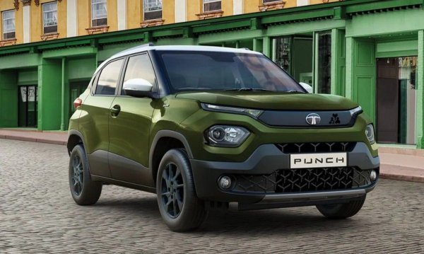 1. Tata Punch - 202 031
2. Maruti Wagon R - 190 855
3. Maruti Ertiga - 190 091
4. Maruti Brezza - 188 160
5. Hyundai Creta - 186 919
6. Maruti Swift - 172 808
Индийският пазар открай време е доминиран от малки, бюджетни модели, които в повечето случаи се произвеждат специално за него и не достигат до Европа (не биха покрили стандартите за безопасност и емисии). Лидер на пазара с колосална преднина е Maruti, джойнт-венчър с японската Suzuki. Втори е Hyundai, но с тройно по-малко продажби. Челната шестица се допълва от местните Tata и Mahindra, Toyota и Kia. Делът на всички останали е символичен. 
