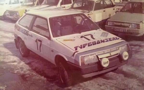 През 1990 г. 1,8-литров турбо двигател дори е монтиран като експеримент на ВАЗ-2108 за участие в рали-състезания. В крайна сметка в Толиати са произведени само около 13 000 бройки от ВАЗ-21045, но търсенето е минимално.