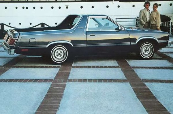 Ford използва името Durango, преди Dodge да кръсти така своя SUV. Този пикап започва живота си като Fairmont Futura - невзрачно купе, споделящо платформата Fox с третото поколение на Mustang. Базираната в Лос Анджелис компания National Coach Works го превърна в пикап, като отряза задната част и добави задна врата, преди да прати колата облатно на Ford. Там я харесаха и я включиха в своята гама, като я изпратиха и на дилърите на марката.

Шефовете на компанията се надяваха, че Durango ще попълни празнината, оставена от Ranchero в гамата на Ford. Това така и не се случи, а след производството на малко повече от 200 бройки моделът беше спрян.
