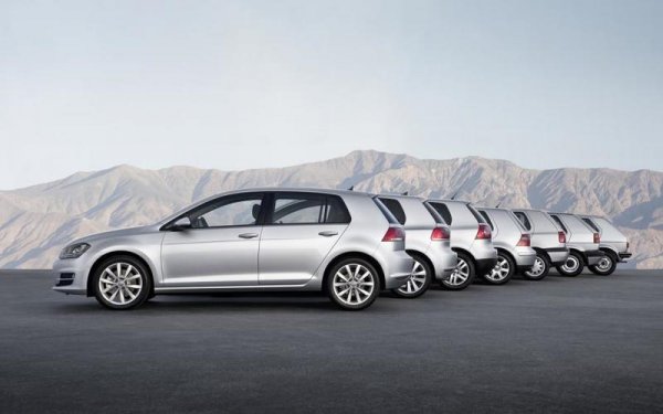 Дизайнът на VW Golf, подобно на този на Porsche 911, се е развил много сериозно през годините, но въпреки е запазил основната идея, вложена в първото поколение на модела.