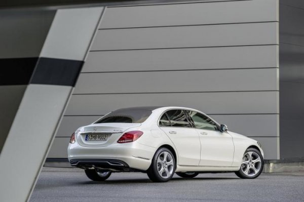 Mercedes-Benz C-Class 