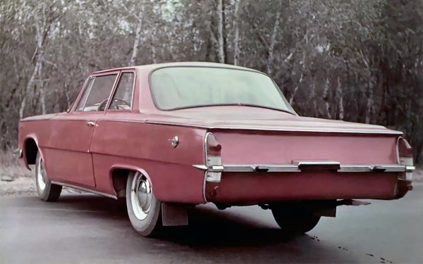 Създателите на "Заря" са инженерите от Севернодонецката авторемонта база, като за дизайна отговаря художникът Юрий Иванович Андрос. Плановете за производство обаче пропадат заради сложната конструкция, но пък част от идеите от този автомобил са реализирани в ГАЗ-24 по-късно.