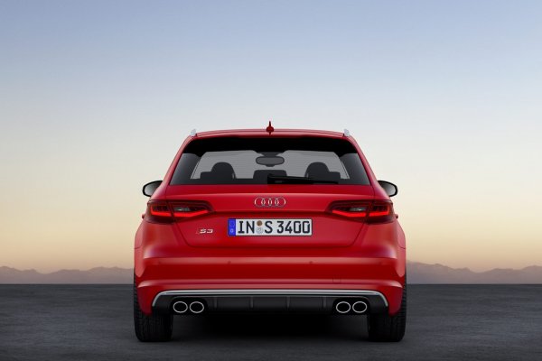 Audi S3 Sportback (5 врати)