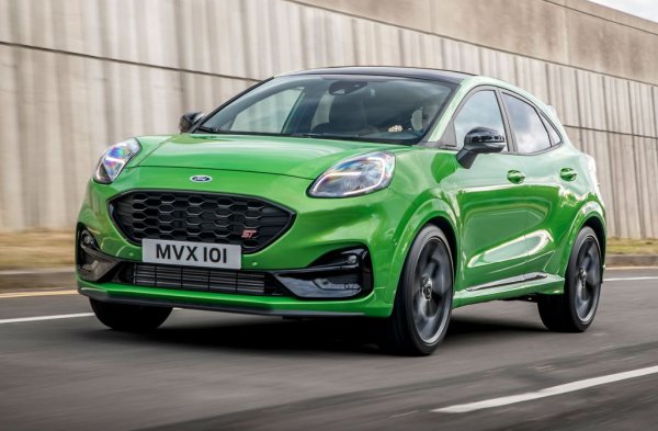 Малкият кросоувър на Ford се радва на добър интерес, макар че за съжаление на маркетолозите на компанията изглежда, че той краде пазарен дял предимно от братовчедите си Focus и Fiesta. Резултатът дотук през 2022 е само с около 1500 автомобила по-нисък, отколкото за същия период на миналата година. 
