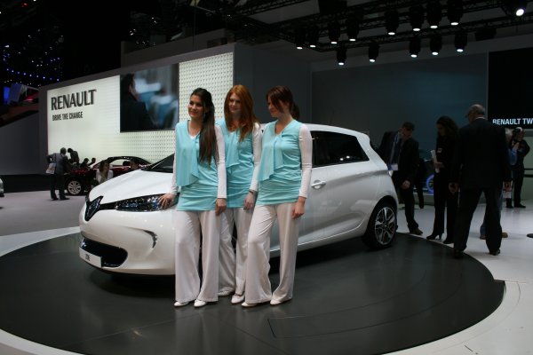 Момичетата на автосалон Женева 2012