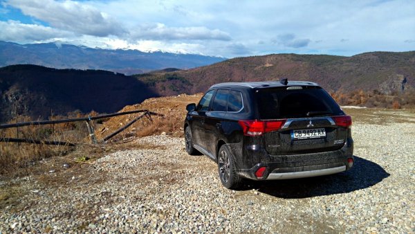 Mistsubishi Outlander PHEV