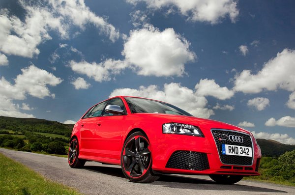 RS3 Sportback дебютира през 2011 година.