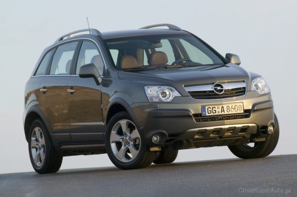 Най-често проблеми възникват във връзката между капака и главата на цилиндъра. Това се случва често при пътувания на малки разстояния. И това също е странно, защото капакът на клапана не се сваля по време на поддръжката. В крайна сметка клапаните са оборудвани с хидравлични компенсатори и не се нуждаят от настройка.