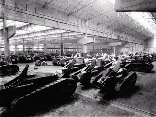 110 години Renault