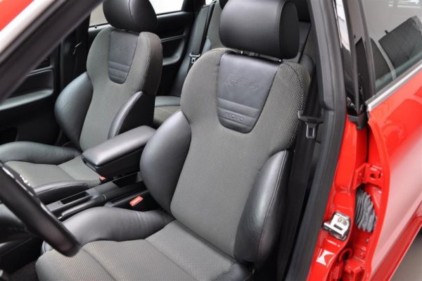 Първото поколение Audi RS4