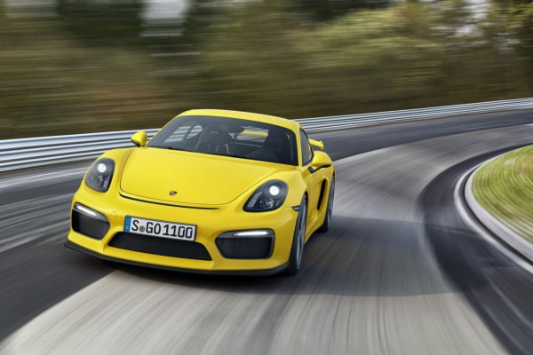 Porsche Cayman GT4 