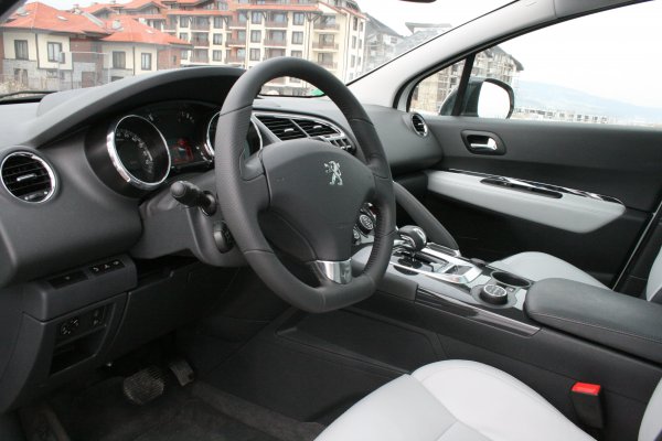 Peugeot 3008 HYbrid4