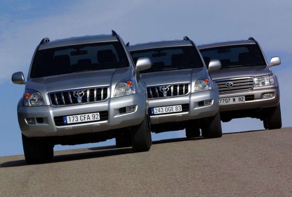 Години на производство: 1998–2021

Тип двигател: бензинов 4.7, дизелов 4.5

Ресурс: над 500 000 км
