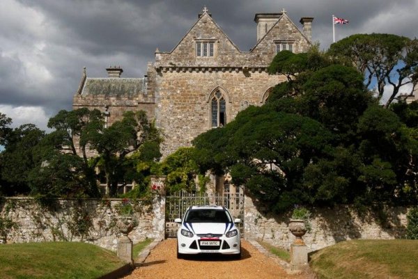 Ford Focus WTCC Limited Edition - модел за обществените пътища, базиран на Focus Zetec S 