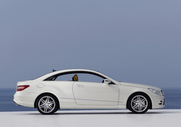 Mercedes-Benz E-Class Coupe 2010
