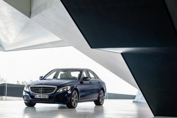 Mercedes-Benz C-Class 