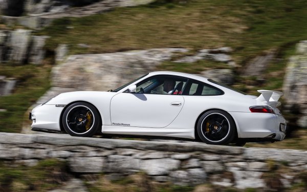 Настоящото 911 GT3 може да премине „Северната дъга“ за по-малко от 7 минути, но преди 10 години тогавашният модел с 430 к.с. под капака даде същото време за обиколка като новото RS 3.