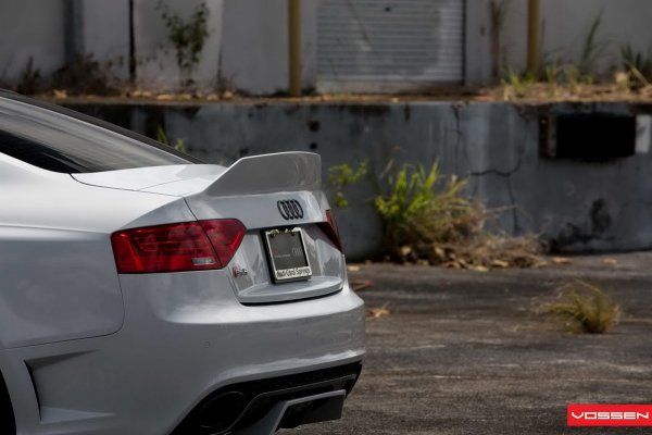 Audi RS5 от OSS Designs и Vossen