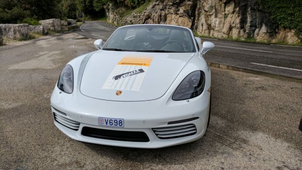 Средна цена като нов: 50 236 лири
Загуба след 3 години: 22 511 лири
Замяната на класическия 6-цилиндров боксер с 4-цилиндров мотор не отказа купувачите на този модел и той се радва на добро търсене като употребяван. Cayman е по-евтин и се обезценява дори още по-малко, но немалко хора все пак предпочитат опцията да свалят покрива си. Още една специфика на Великобритания - страната с пословично лош климат е всъщност най-големият пазар на кабриолети в Европа. 
