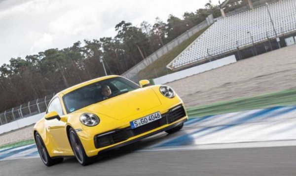 Историята на Porsche 911 започва още през 1963 г., като това е един  от най-дълголетните спортни автомобили в историята. Моделът е записал името си със златни букви и в автомобилния спорт, като печели огромен брой награди. Пуснатато през 1970 г. 911 Carrera RSR с атмосферен двигател носи на компанията първите трофеи, а легендарното  935 Turbo на базата на модела 911 е една от класиките на "Льо Ман".
Новото поколение на Porsche 911 с индекс 992 се появи в края на миналата година, като може да се похвали с дизайн и технологии, които са така проектирани и създадени, че да могат да се използват и с хибриден силов агрегат.