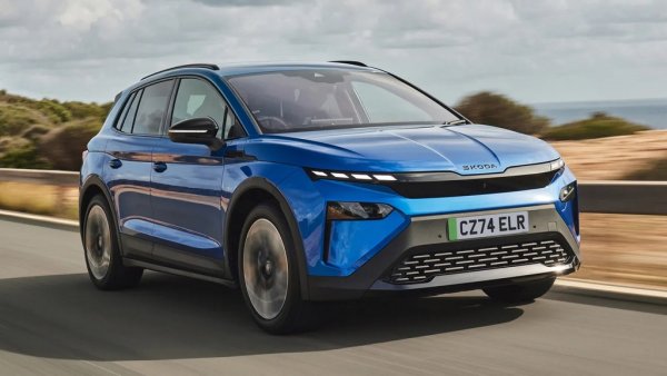 Elroq върви плътно по стъпките на Enyaq. И освен това дава дебюта на новия дизайнерски език на Skoda, който изглежда модерно и привлекателно. Освен това е приятен за каране, и с доста конкурентни цени. 
