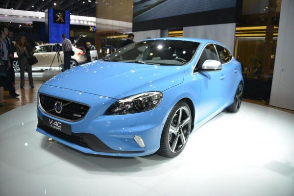 Volvo V40 R-Design / Париж 2012