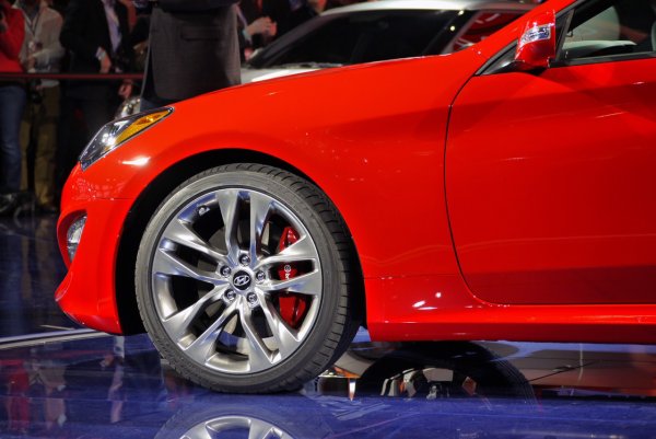 Детройт 2012 - Hyundai Genesis Coupe