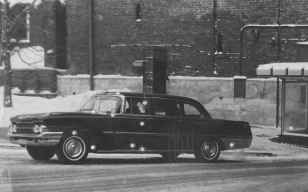 Eдна от причините за доста бързото пенсиониране на ЗИЛ-111 е покушението срещу Брежнев през януари 1969 година. Тогава Виктор Илин, младши лейтенант от съветската армия, причаква кортежа и открива огън с два пистолета по втория автомобил, в който обикновено се вози генсекът. Този път обаче по изключение в колата са космонавтите Алексей Леонов и Валентина Терешкова. Шофьорът им е ранен и умира в болницата. Илин е признат за невменяем и е затворен в психиатрична лечебница чак до 1990. Сега живее в Москва с пенсия за инвалидност. 
Самият Брежнев не се стряска особено от атентата и дори след него отказва да се вози в брониран автомобил - такъв се появява чак по времето на Горбачов. Но конструкторите в ЗИЛ ускоряват работата по създаването на нова, по-бърза лимузина. 
На снимката е автомобилът от покушението, с маркирани местата, където са проникнали куршумите. 
