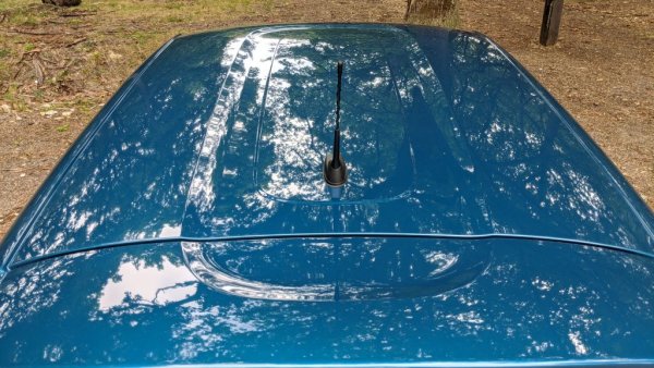 Дори и този овален улей на покрива е замислен с цел персонализация - за него се предлагат разноцветни стикери