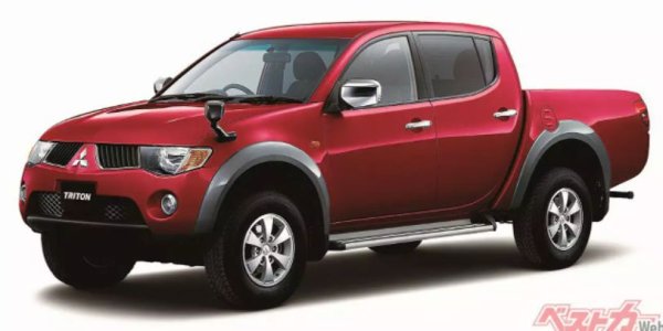 Този пикап се произведен от 2006 до 2011 г. и днес струва 1,7 милиона йени (12 350 евро). В Япония пикапът се продава с 3,5-литров V6 двигател с 24 клапана и система Easy Select 4WD, която позволява превключване между 2WD и 4WD режими по време на шофиране. 