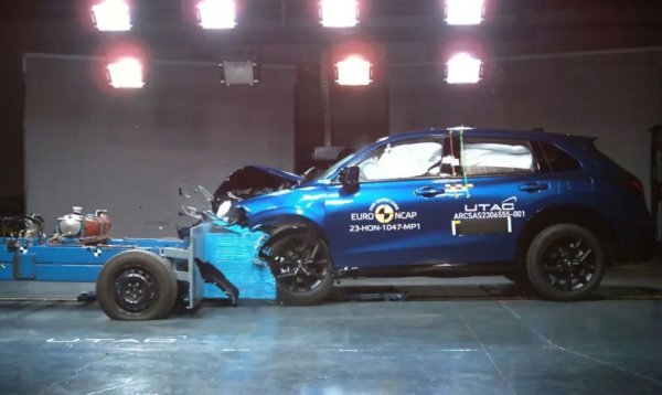 Тестовете EuroNCAP се провеждат вече над четвърт век (и по-точно, от 1996). За това време базираната в белгийския град Льовен организация е тествала близо 1000 модела. Трите марки с най-много тествани автомобили са Volkswagen, Ford и Mercedes. От отделните модели на най-много тестове е подлагано Renault Megane - цели 10 пъти, пред VW Golf - 9, и Honda Civic - 8.