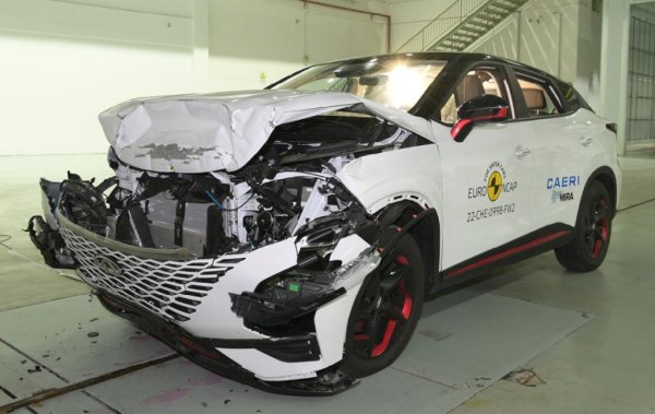 Тестовете на EuroNCAP са популярни далеч отвъд пределите на Европа. Те се ползват с особено висок авторитет в Азия, което обяснява и защо най-търсеният тест от посетителите на сайта е този на китайския Chery Omoda5. Следват Tesla Model Y и Dacia Duster. 
В YouTube канала на организацията най-гледаното видео за годината е от краш-теста на BYD Seal. Най-гледаното видео за всички времена е на краш теста на Volvo XC90. 

НА СНИМКАТА: краш тест на Omoda5
