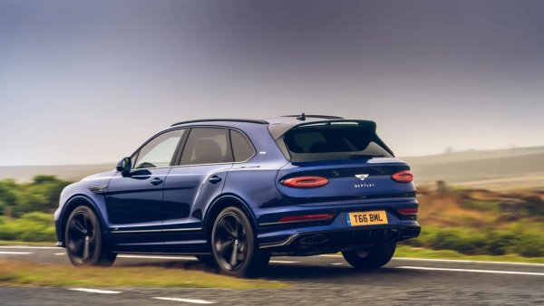 В предишните години Bentayga беше бестселърът на Bentley у нас, но сега за пет месеца има само една регистрация - на версията S V8 с нейния 4-литров агрегат и 650 коня максимална мощност. 
