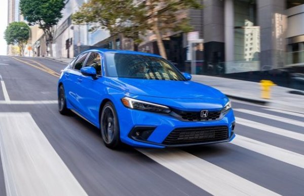 Средна цена на автомобила като нов &ndash; 28 992 долара

Цена на автомобила след 5 години &ndash; 24 353 долара

Остатъчна стойност &ndash; 84%