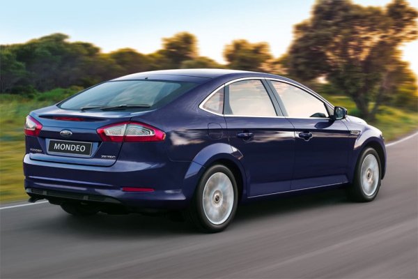 Предишната генерация на Mondeo е като цяло приличен автомобил, стига да избегнете роботизираната кутия PowerShift, която работи зле, но за сметка на това лесно се чупи и изисква болезнено скъпи ремонти. Забележки има и към двулитровия бензинов EcoBoost, при когото често прогарят буталата и гарнитурите.
