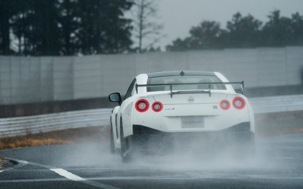 Nissan GT-R Nismo