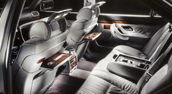 На пазара на употребявани автомобили все още се намират бройки от модела, като цените им варират в зависимост от състоянието. Има евтини екземпляри, които обаче са сериозно износени, както и запазени автомобили, струващи в пъти повече. 
