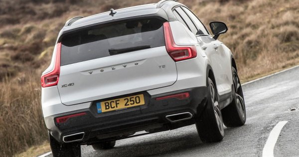 Пазарен дял: 0.9%
Шведската марка продължава да расте, макар и с по-умерени темпове. Регистрациите през тази година са с 25 повече спрямо миналата (20%). 

Най-популярни модели: XC90 - 68, XC60 - 43, XC40 - 22
