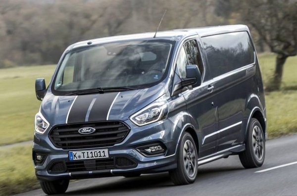 Пазарен дял: 4.3%
Ford, който се сгромоляса през 2020, сега тръгва нагоре и за първото полугодие отчита 54% ръст на годишна база. Над половината от регистрациите обаче се падат на лекотоварната гама, докато леките автомобили продължават да са далеч от нивата си отпреди пандемията. 

Най-популярни модели: Transit Custom - 148, Transit - 103, Focus - 83, Kuga - 67, Puma - 63, Transit Connect - 58, Mondeo - 54, Ranger - 48
