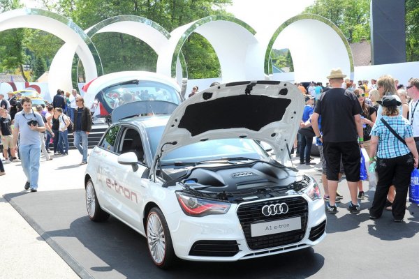 Фестивалът на феновете на Volkswagen Group Worthersee Tour 2012