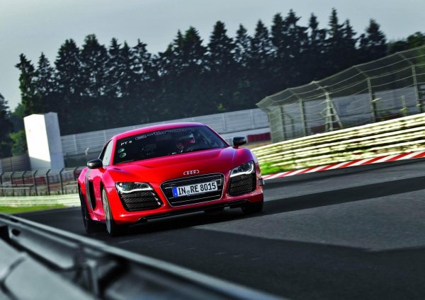 Audi R8 e-tron няма да се произвежда