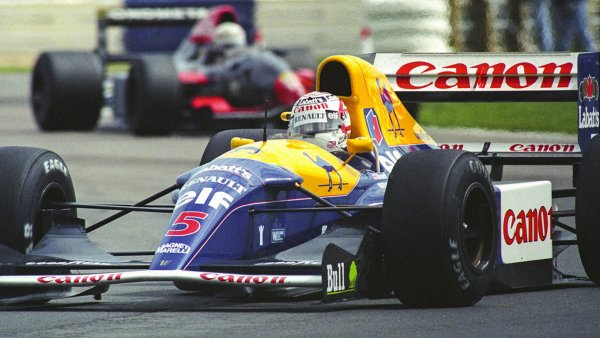 По време на Гран при на Канада през 1991 година сигурната победа на Найджъл Менсъл му се измъкна адски бързо. Докато махаше победоносно на публиката половин обиколка преди финала, болидът му спря. Той остави оборотите на двигателя да паднат прекалено много и той заглъхна. Трикратният световен шампион Нелсон Пикет изскочи пред него със своя Benetton и финишира първи. Горкият Найджъл!