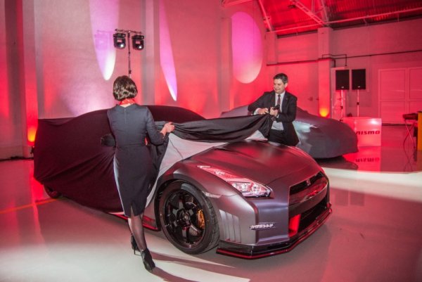 Три Nismo модела при премиерата им в България - Nissan GT-R Nismo, Nissan Juke Nismo RS и Nissan 370Z Nismo.  