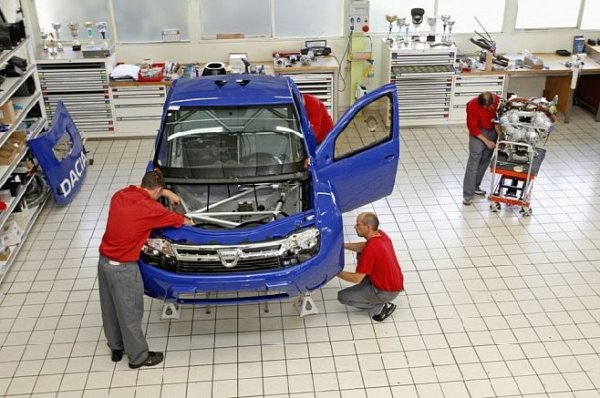 Dacia Duster No Limit (850 к.с. от Nissan GT-R) - състезателен вариант за състезанието Pikes Peak International Hill Climb