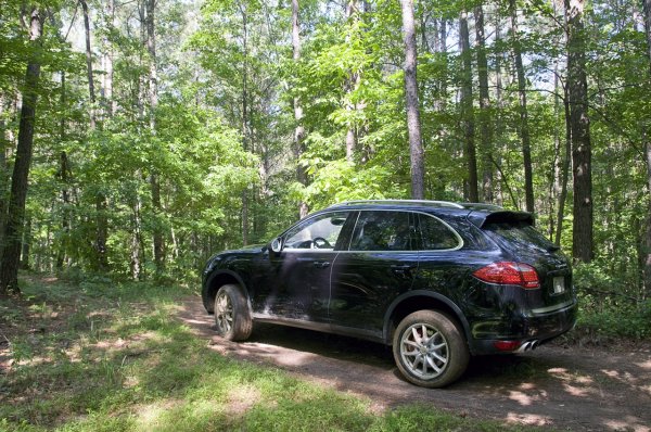 Porsche Cayenne 2011
