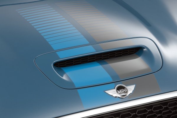 MINI Cooper S Bayswater - класическият разбойник