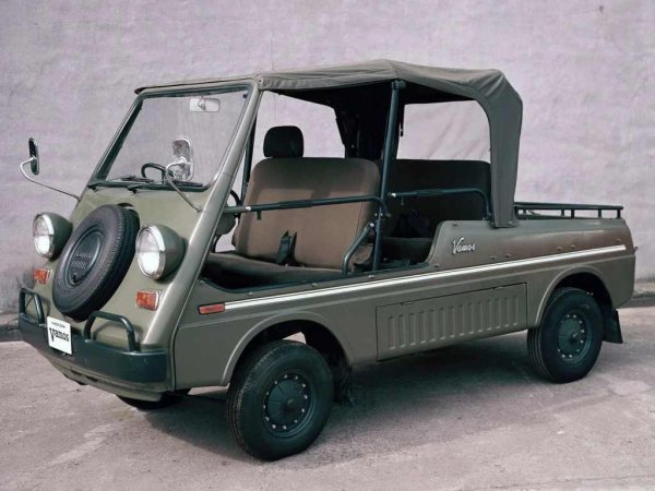 Оригиналният Honda Vamos е много необичаен автомобил. Пуснат е на пазара през 1970 г. като плажно бъги макар Honda да твърди, че може да се използва за всичко. Бъгито обаче няма врати, прозорци, дори покрив. Двигателят развива само 30 конски сили.

В Honda са убедени, че Япония и някои експортни пазари имат потенциал за Vamos - в прессъобщение, издадено при представянето на модела, се посочва, че марката ще продава около 2000 бройки месечно. Реалното търсене на вана обаче е много по-малко. Към момента на спиране на производството на автомобила през 1973 година, Honda съобщава, че е продала само 2530 бройки.

Необичайният външен вид, рядкостта и класическият статут на модела го правят популярен сред колекционерите в Япония. Въпреки това, може да се предположи, че повечето фенове на марката извън страната дори не знаят за съществуването на този рядък модел на Honda.
